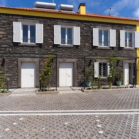 Casa Amarela Apartments - By Casas Na Ilha Camara de Lobos Bagian luar foto
